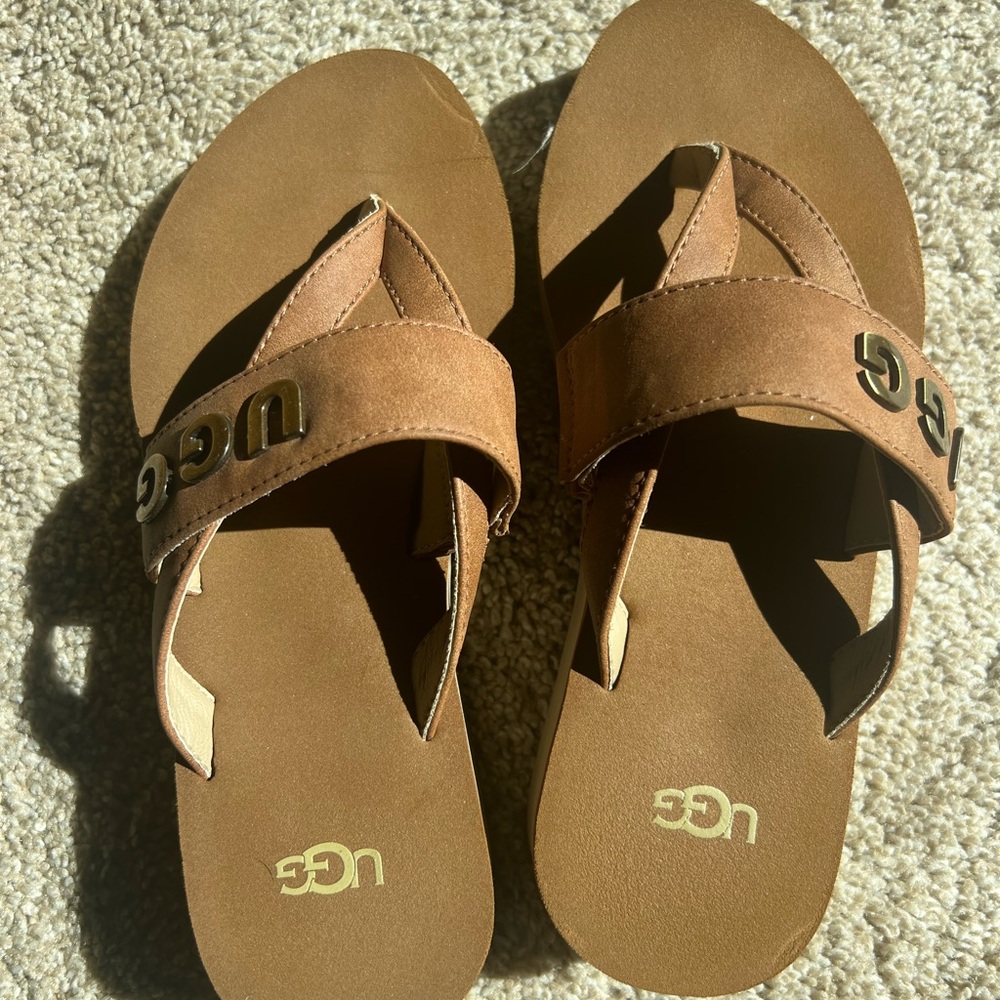 UGG brand new sandals Size 5